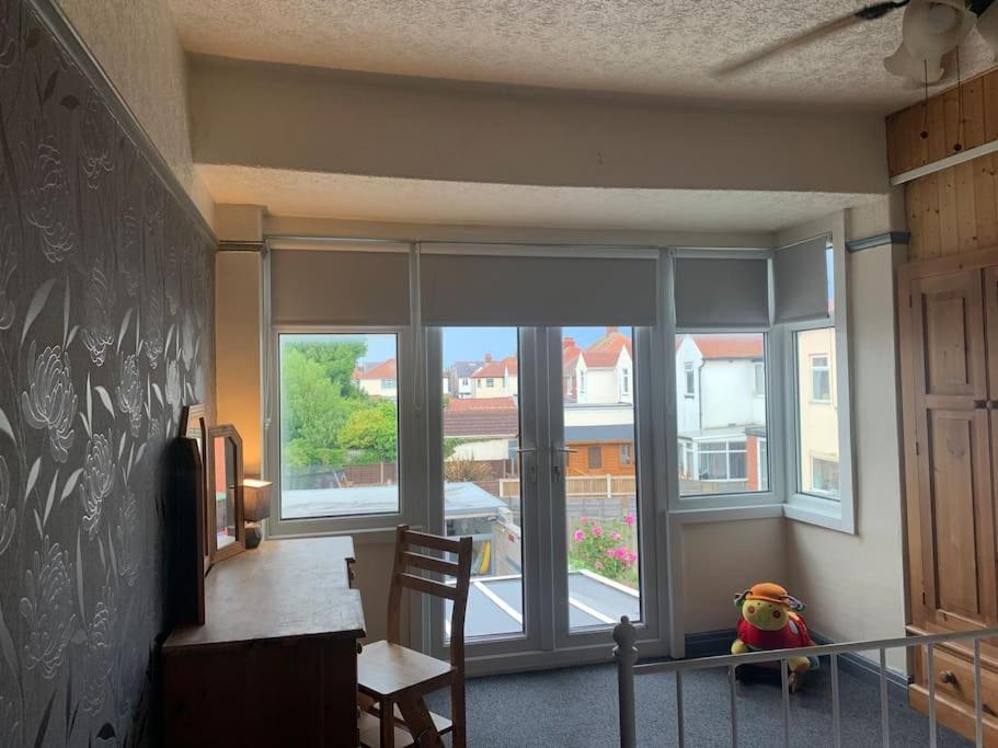 Family Holiday Home Blackpool Dış mekan fotoğraf