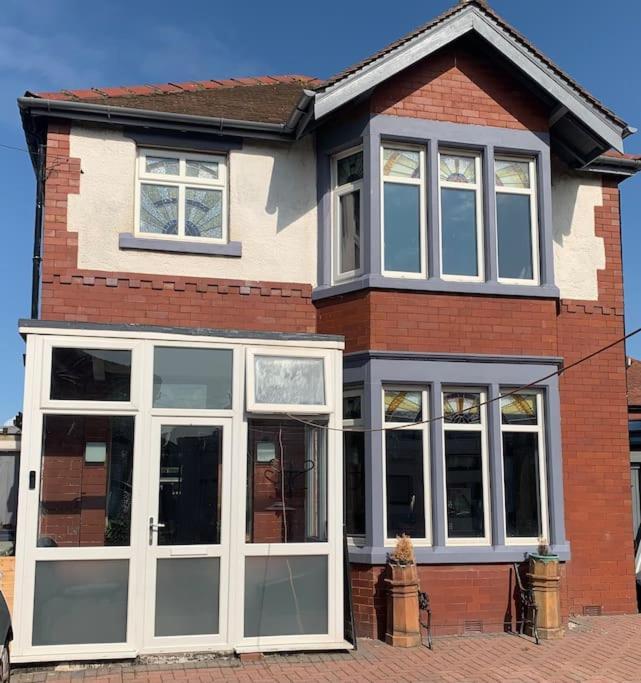 Family Holiday Home Blackpool Dış mekan fotoğraf