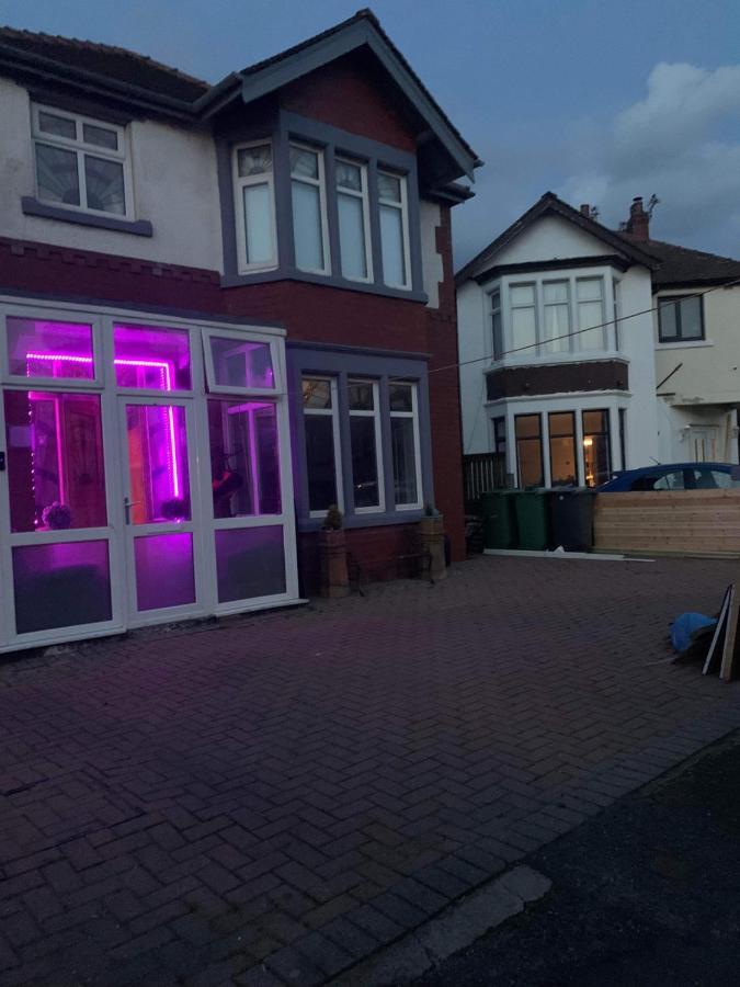 Family Holiday Home Blackpool Dış mekan fotoğraf